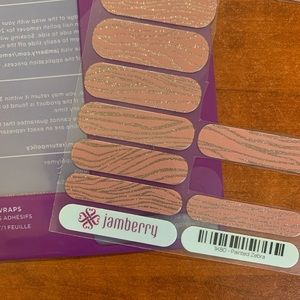 3/$25 Jamberry Painted Zebra wrap!!